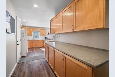 609 Wyleswood Drive, Berea, OH 44017 - Photo 6
