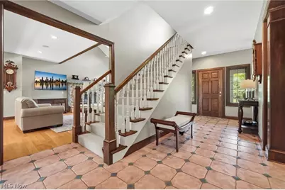 18130 Greatwood Lane, Chagrin Falls, OH 44023 - Photo 14