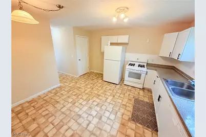 1284 E 348th Street, Eastlake, OH 44095 - Photo 14