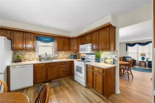 16406 Logan Ct, Strongsville, OH 44136 - Photo 14