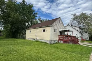 1014 W 18th St, Lorain, OH 44052 - Photo 2
