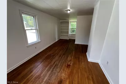 7317 Parma Park Boulevard, Parma, OH 44130 - Photo 22