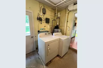 7317 Parma Park Boulevard, Parma, OH 44130 - Photo 14