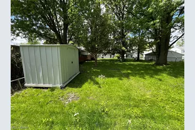 7317 Parma Park Boulevard, Parma, OH 44130 - Photo 4