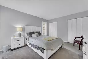 36 Oak Shore Dr, Bratenahl, OH 44108 - Photo 26