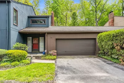 36 Oakshore Drive, Bratenahl, OH 44108 - Photo 2