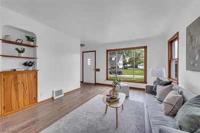 2303 Tuxedo Avenue, Parma, OH 44134 - Photo 4