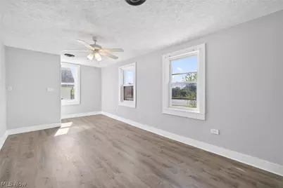 2763 W 32nd Street, Loveland, OH 44113 - Photo 10