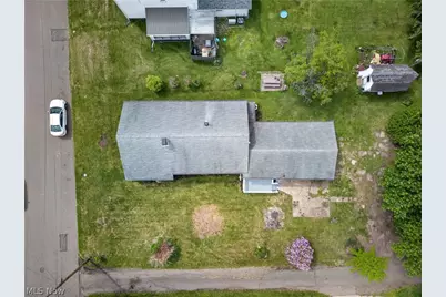 533 W Bank Street, Uhrichsville, OH 44683 - Photo 42