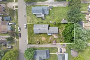 533 W Bank St, Uhrichsville, OH 44683 - Photo 40