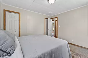 533 W Bank St, Uhrichsville, OH 44683 - Photo 22