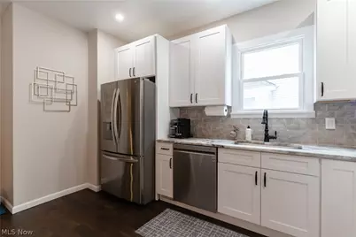 3880 Washington Park Boulevard, Newburgh Heights, OH 44105 - Photo 16