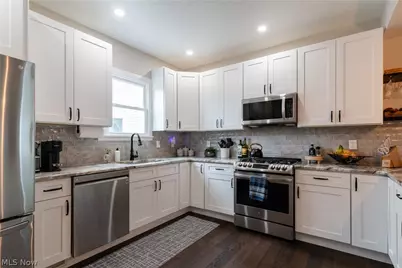 3880 Washington Park Boulevard, Newburgh Heights, OH 44105 - Photo 14
