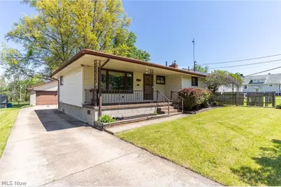 640 Tenney Avenue, Campbell, OH 44405 - Photo 4
