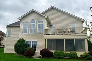 1003 Nature Wood Cir, Kent, OH 44240 - Photo 4