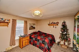 2737 Barn Dr SW, Canton, OH 44706 - Photo 12