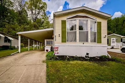 2737 Barn Drive SW, Canton, OH 44706 - Photo 2