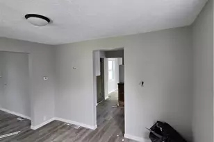 4285 E 162nd St, Loveland, OH 44128 - Photo 8