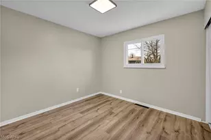 5863 Kimberly Dr, Huber Heights, OH 44146 - Photo 28