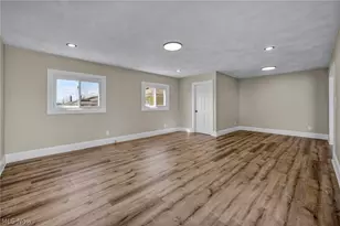 5863 Kimberly Dr, Huber Heights, OH 44146 - Photo 14