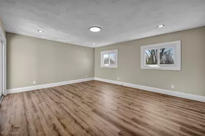 5863 Kimberly Drive, Huber Heights, OH 44146 - Photo 12
