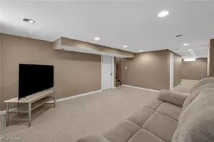 4266 Grannis Rd, Fairview Park, OH 44126 - Photo 24