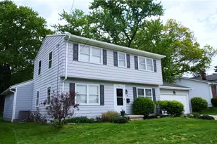 93 Sunrise Blvd E, Mogadore, OH 44260 - Photo 2