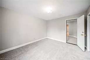 585-583 E Buchtel Ave, Akron, OH 44304 - Photo 10