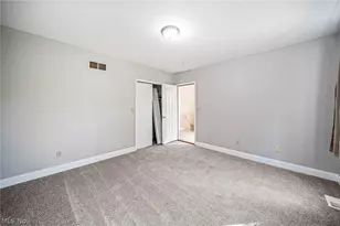 585-583 E Buchtel Ave, Akron, OH 44304 - Photo 16