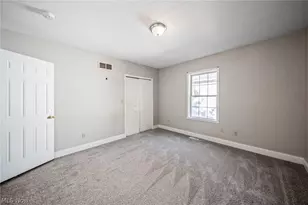 585-583 E Buchtel Ave, Akron, OH 44304 - Photo 20