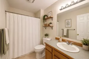 585-583 E Buchtel Ave, Akron, OH 44304 - Photo 34