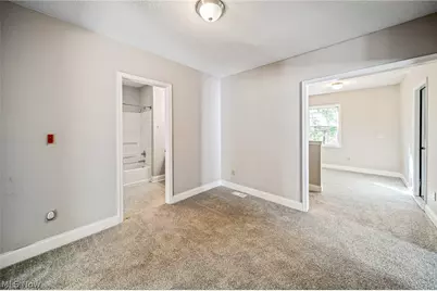 585-583 E Buchtel Avenue, Akron, OH 44304 - Photo 20