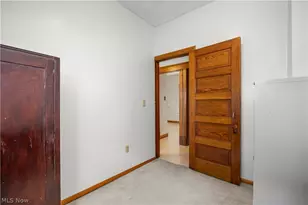 2011 E 31st St, Lorain, OH 44055 - Photo 16