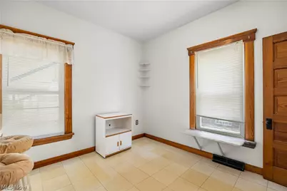 2011 E 31st Street, Lorain, OH 44055 - Photo 22