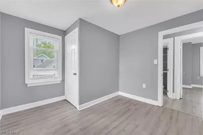 317 Illinois Avenue, Lorain, OH 44052 - Photo 18