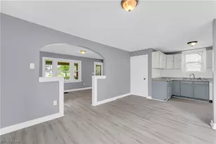 317 Illinois Ave, Lorain, OH 44052 - Photo 4