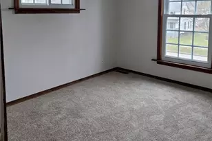 324 11th St, Elyria, OH 44035 - Photo 14