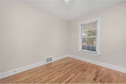 8012 Spring Garden Road, Parma, OH 44129 - Photo 20