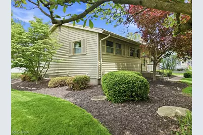 908 Bowman Street, Niles, OH 44446 - Photo 2