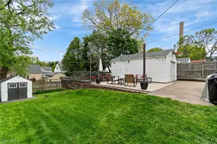 2536 23rd St, Cuyahoga Falls, OH 44223 - Photo 32