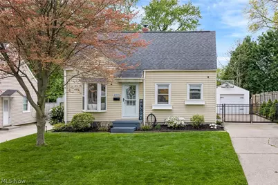 2536 23rd Street, Cuyahoga Falls, OH 44223 - Photo 2