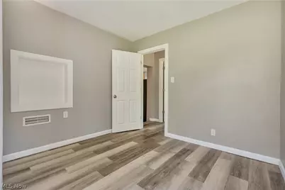 2255 Lake Road, Akron, OH 44312 - Photo 16