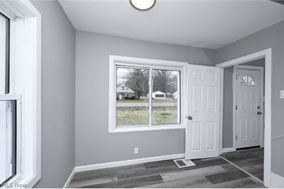 2255 Lake Road, Akron, OH 44312 - Photo 10