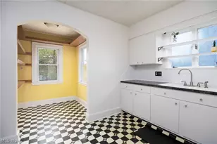 1633 Glenmount Ave, Akron, OH 44301 - Photo 18