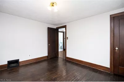 1633 Glenmount Avenue, Akron, OH 44301 - Photo 26