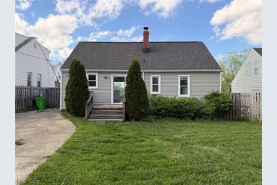 9316 Alexander Road, Garfield Heights, OH 44125 - Photo 18