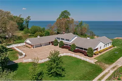 1300 Lake Road, Conneaut, OH 44030 - Photo 1
