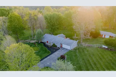 1416 Baird Avenue SE, Paris, OH 44669 - Photo 1