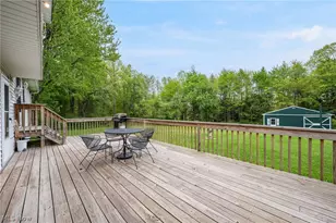 10471 Meadowhurst Ln, Chardon, OH 44024 - Photo 14