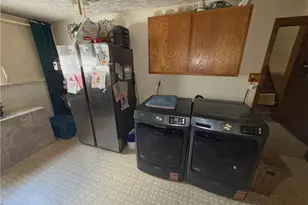 1013 Bradshaw Ave, East Liverpool, OH 43920 - Photo 16